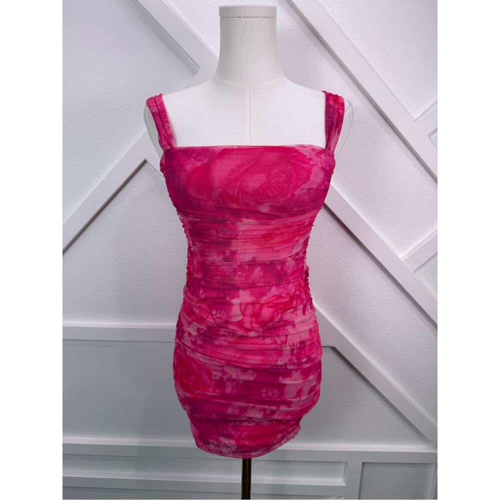 Selfie Leslie Daydreaming Ruched Mini Dress Floral Pink Size Small - Picture 2 of 11